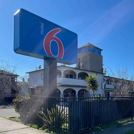 Motel 6 Richmond Ca Civic Center Luaran gambar